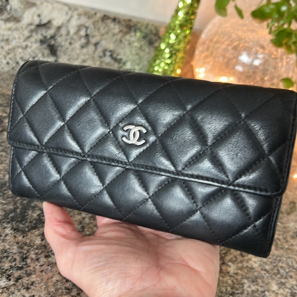 Chanel Black Lambskin Flap Wallet With Silver CC - Picture 14 of 16